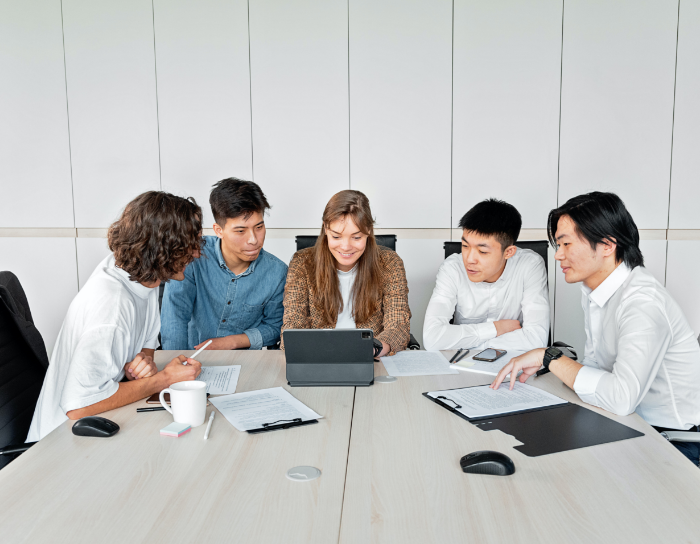 Tips To Remember While Working With A Recognised Web Developer In Dubai